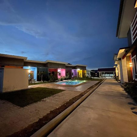 Kedawang Village Langkawi بانتايْ تْشينانغ المظهر الخارجي الصورة
